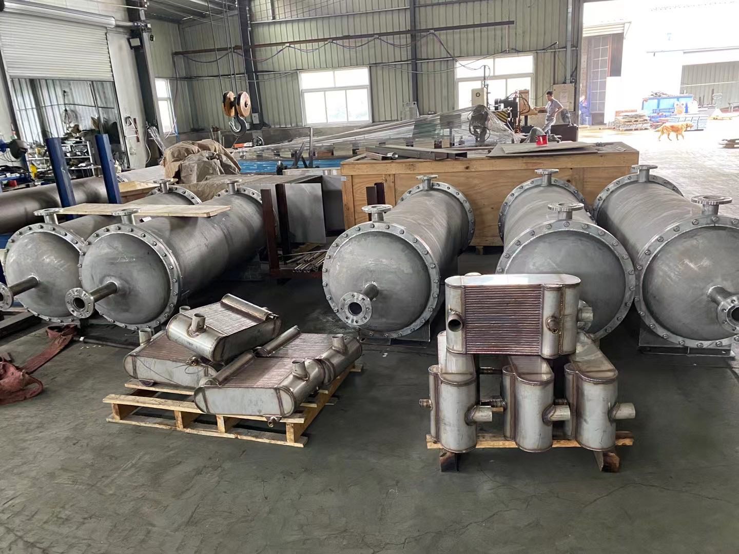 上海將星化工設(shè)備有限公司304不銹鋼管殼式換熱器（未酸洗）